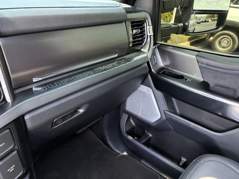 Used 2026 Ford F250 Platinum AWD/4WD image 36