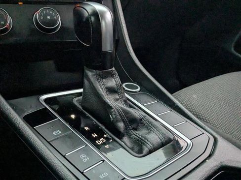 Used 2019 Volkswagen Jetta S w/ Driver Assistance Package image 11