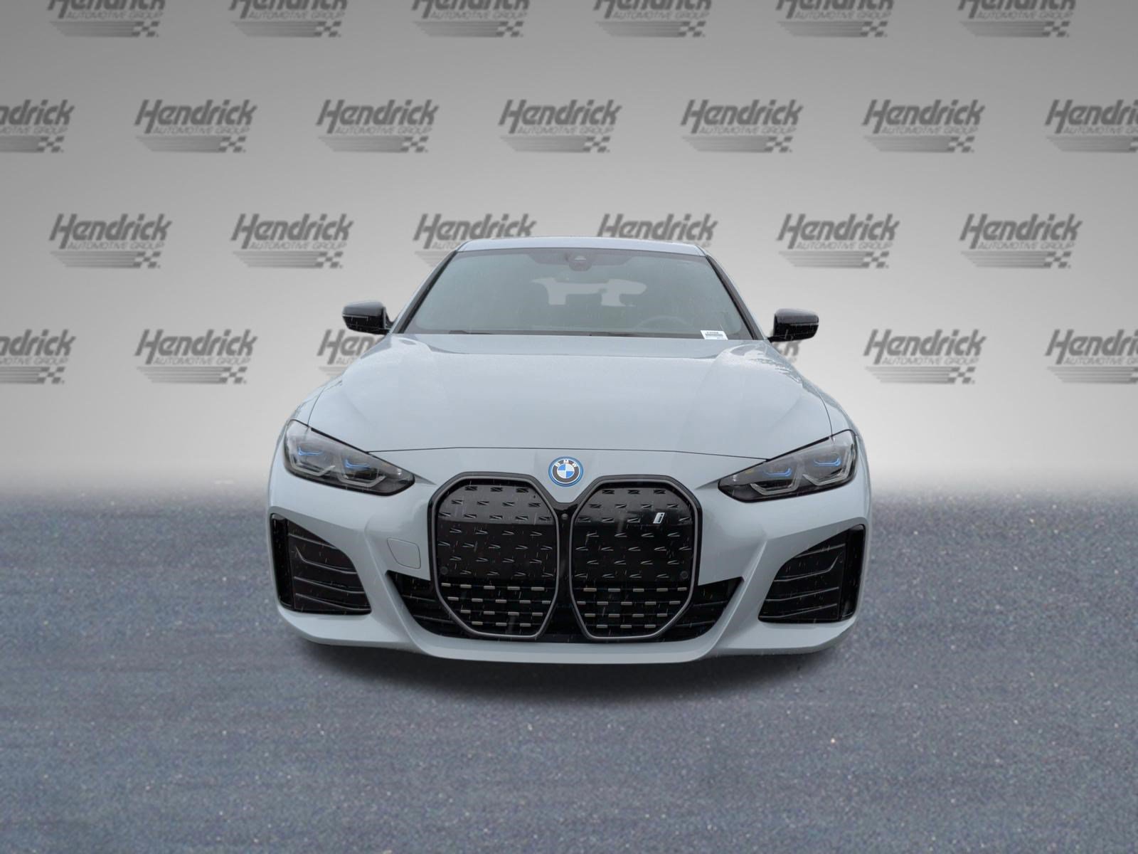 Used 2023 BMW i4 eDrive40 w/ M Sport Package RWD image 5