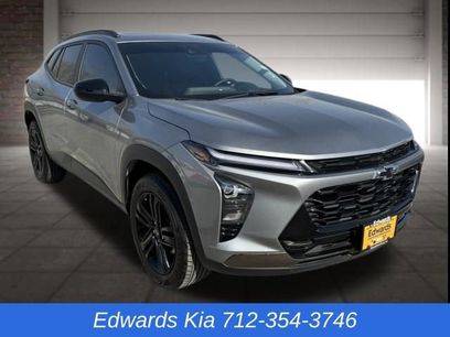 Used 2025 Chevrolet Trax ACTIV w/ Sunroof Package