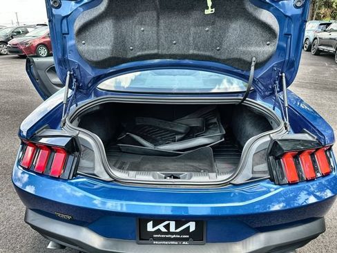 Used 2024 Ford Mustang Coupe RWD image 19