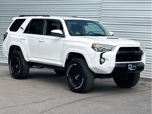 Used 2019 Toyota 4Runner TRD Off-Road Premium image 12