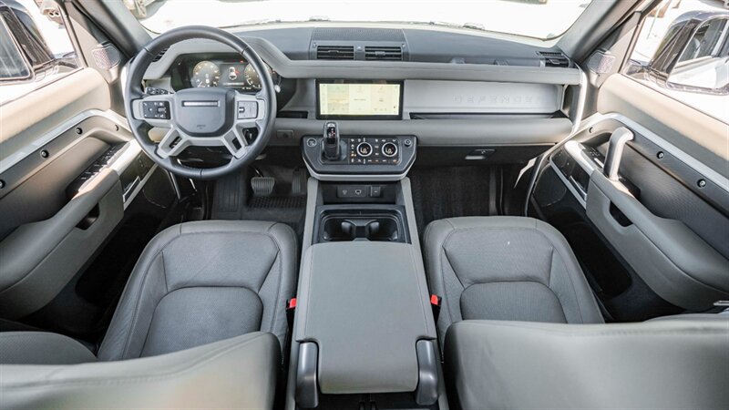 Used 2024 Land Rover Defender 110 S AWD/4WD image 19