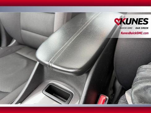 Used 2024 Chevrolet Malibu LT image 19