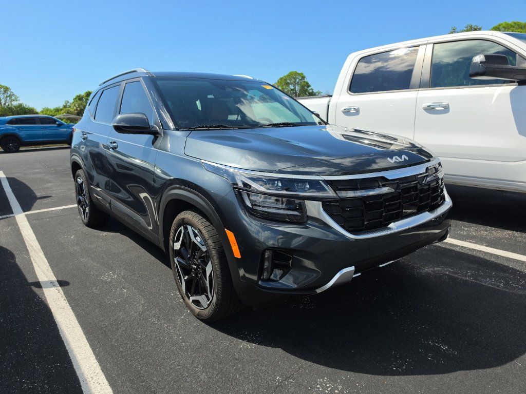 Certified 2024 Kia Seltos SX AWD/4WD image 2