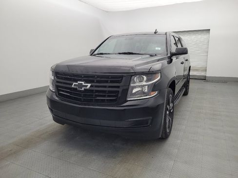 Used 2018 Chevrolet Suburban LT image 15