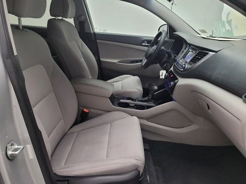 Used 2017 Hyundai Tucson SE image 21