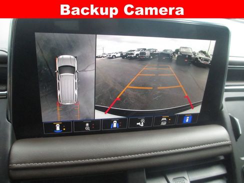 Used 2021 GMC Yukon SLT w/ SLT Premium Package RWD image 19