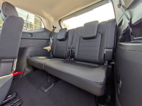 New 2026 Volkswagen Atlas SEL image 17