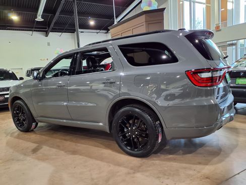 Used 2023 Dodge Durango GT image 4