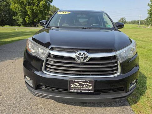 Used 2015 Toyota Highlander Limited AWD/4WD image 3