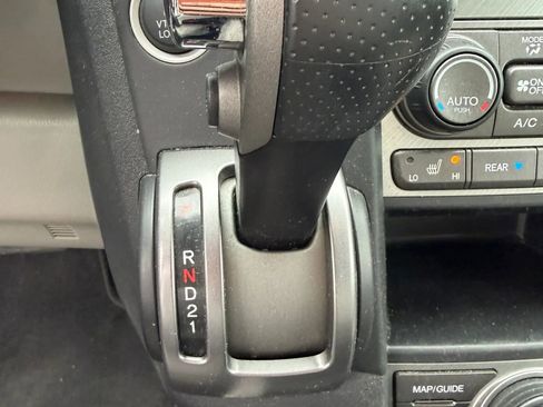 Used 2015 Honda Pilot Touring image 20