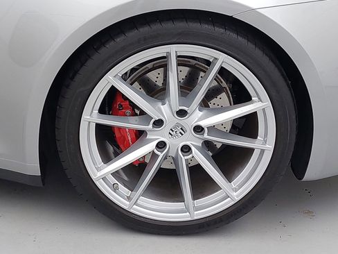 Used 2021 Porsche 911 Targa 4S image 32