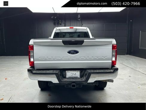 Used 2019 Ford F250 XL w/ Power Equipment Group image 6