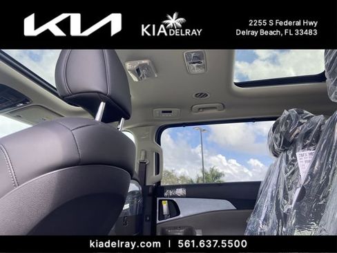 New 2026 Kia Carnival SX FWD image 15