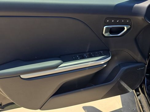 New 2026 Kia K4 GT-Line FWD image 17