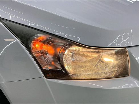 Used 2014 Chevrolet Cruze LT FWD image 31