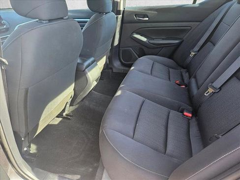 Used 2022 Nissan Altima 2.5 SV image 17