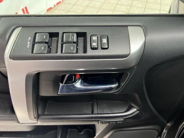 Used 2018 Toyota 4Runner Limited AWD/4WD image 20