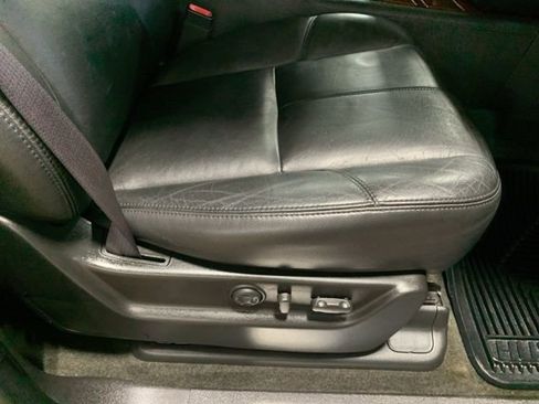 Used 2008 Chevrolet Avalanche LTZ w/ LTZ Preferred Equipment Group image 29