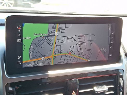 Used 2023 Lexus GX 460 Premium w/ Accessory Package AWD/4WD image 18