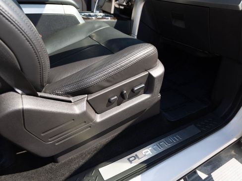 Used 2013 Ford F150 Platinum AWD/4WD image 24