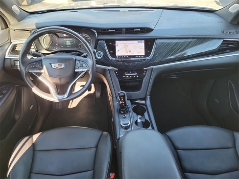 Certified 2023 Cadillac XT6 Premium Luxury image 20