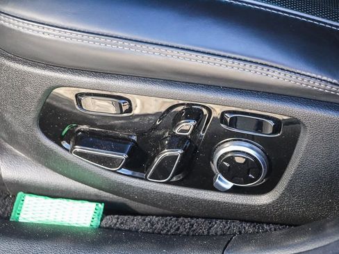 Used 2019 Genesis G90 5.0 Ultimate image 24