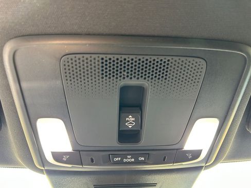 Used 2025 Honda Civic Sport image 37