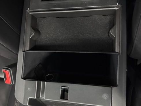 Used 2021 Ford Explorer XLT w/ Equipment Group 202A image 53