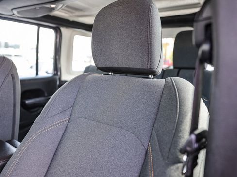 Used 2024 Jeep Wrangler Unlimited Sport AWD/4WD image 13