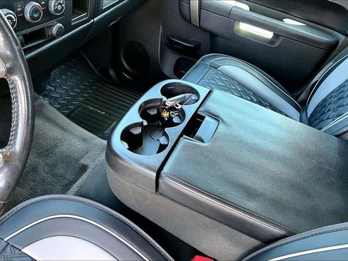 Used 2012 Chevrolet Silverado 1500 LT RWD image 10