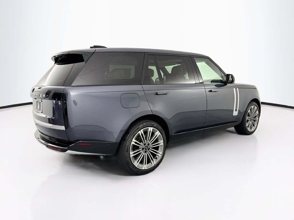New 2027 Land Rover Range Rover Long Wheelbase Autobiography AWD/4WD image 5