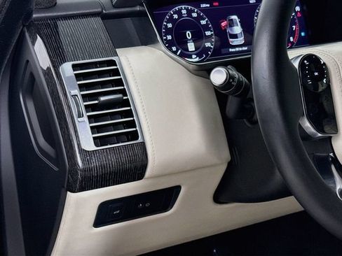 Used 2019 Land Rover Range Rover Autobiography AWD/4WD image 10