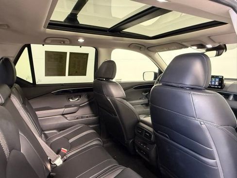Used 2024 Honda Pilot Touring image 45