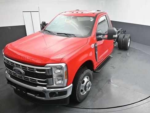 New 2026 Ford F350 XLT w/ XLT Value Package image 17
