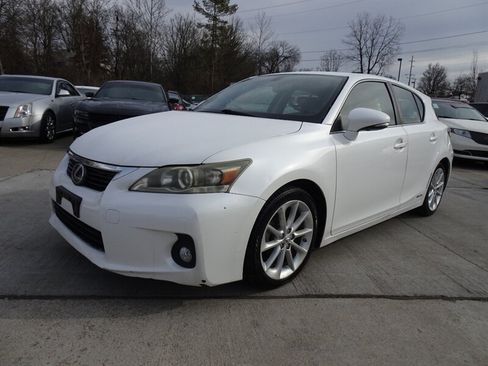 Used 2011 Lexus CT 200h Premium w/ Premium Audio Pkg FWD image 3