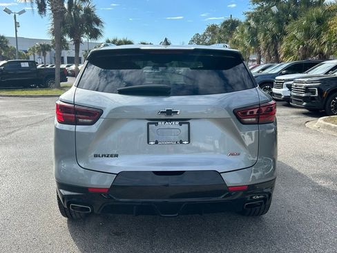 Used 2023 Chevrolet Blazer RS w/ Enhanced Convenience Package image 6