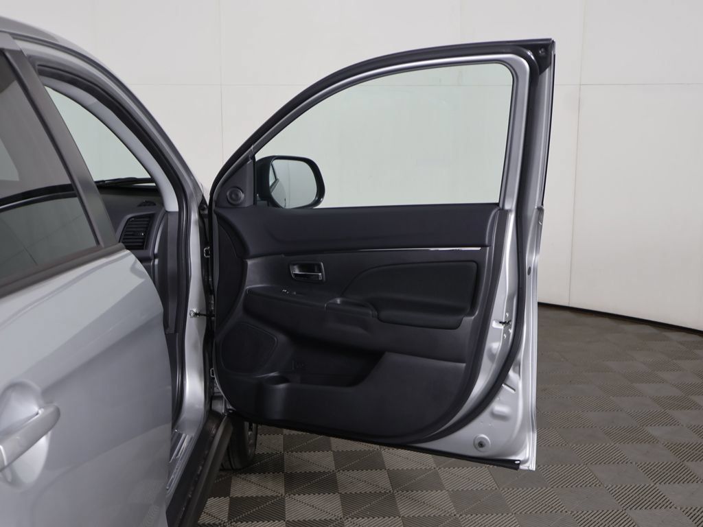 New 2027 Mitsubishi Outlander Sport ES AWD/4WD image 16