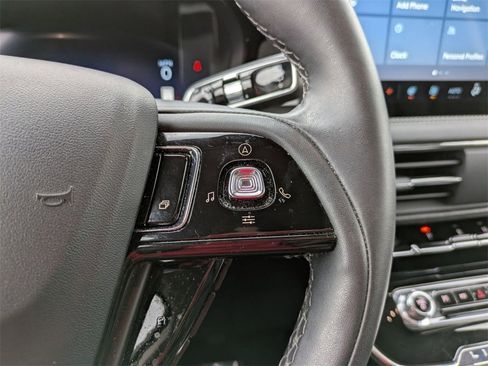 Certified 2025 Lincoln Corsair AWD w/ Equipment Group 101A image 20