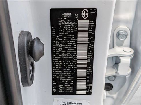 Used 2024 Toyota Corolla SE FWD image 25