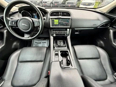 Used 2020 Jaguar F-PACE Premium AWD/4WD image 20