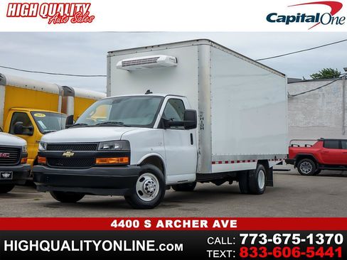 Used 2024 Chevrolet Express 3500 w/ Power Convenience Package RWD image 1