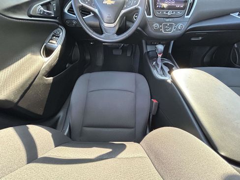 Used 2022 Chevrolet Malibu RS image 13