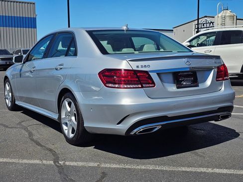 Used 2014 Mercedes-Benz E 350 4MATIC Sedan image 3