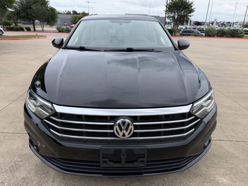 Used 2019 Volkswagen Jetta S w/ Driver Assistance Package FWD image 2