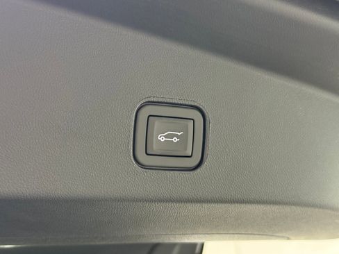 New 2026 Cadillac Lyriq Premium Sport image 43