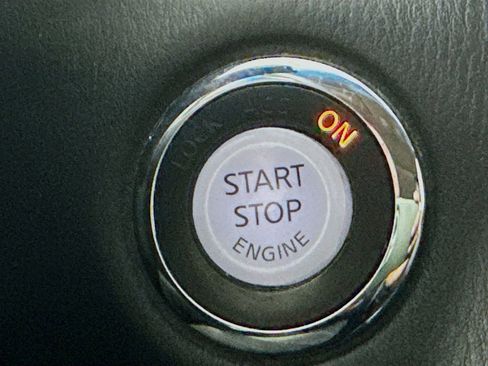 Used 2017 INFINITI QX50 2WD w/ Premium Plus Package image 19