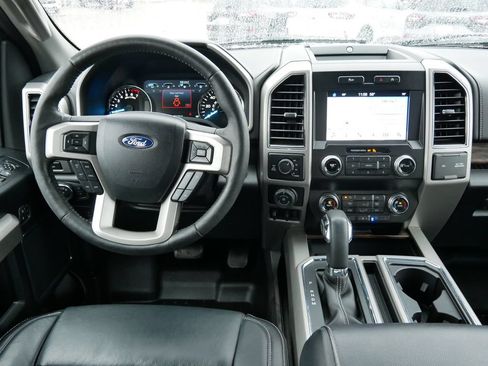 Certified 2019 Ford F150 Lariat w/ Equipment Group 502A Luxury AWD/4WD image 15