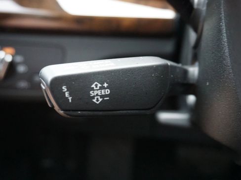 Used 2019 Audi Q5 2.0T Premium image 30